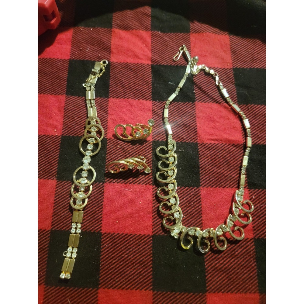 Vintage SAC Austrian Crystal Jewelry Set Necklace Bracelet Clip Earrings Gold To